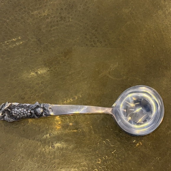 Vintage Mexico Betty Barrena Aluminum Silver Spoon with Grape Leaves Gravy Spoon - Picture 3 of 8